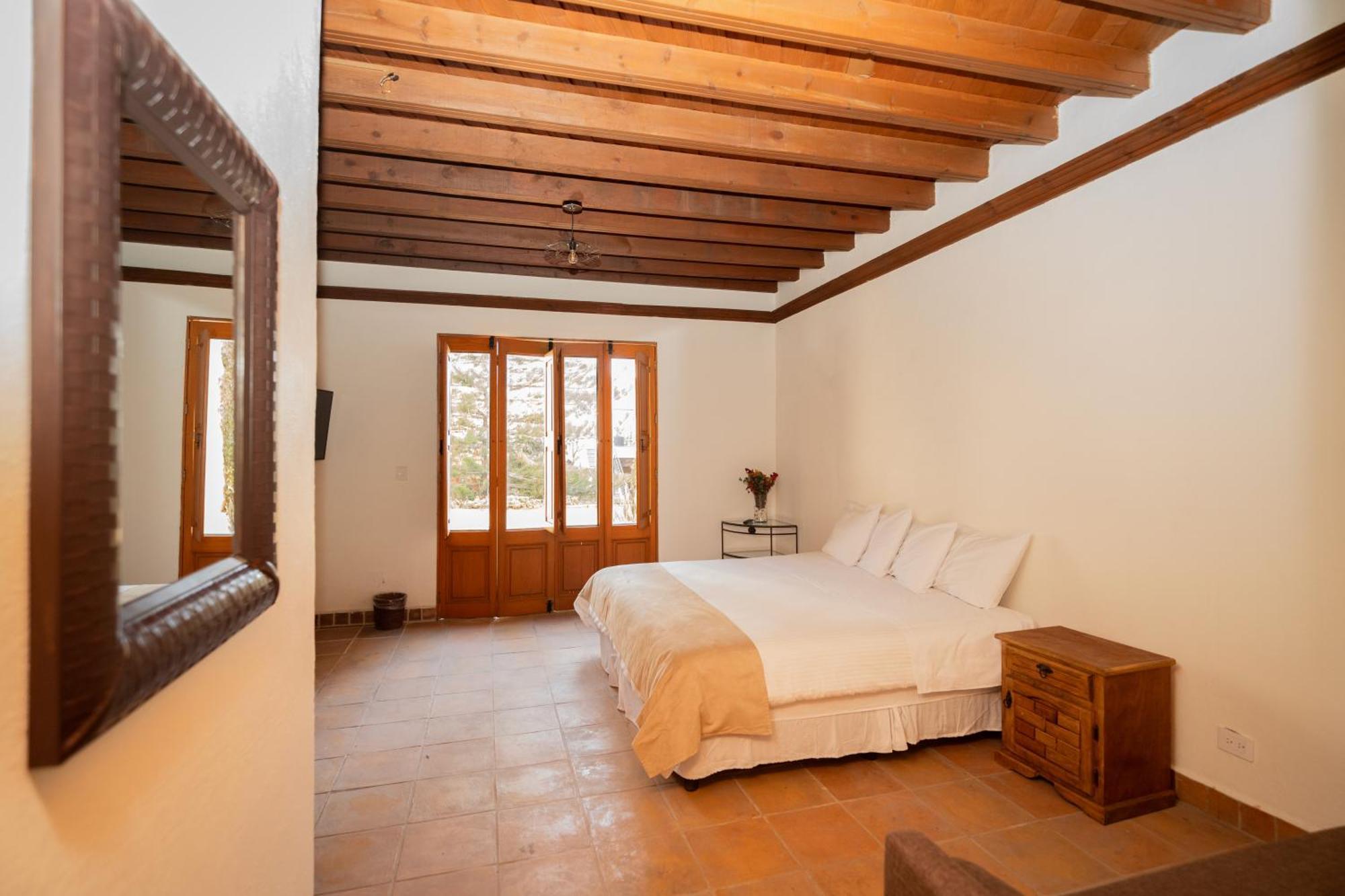 מלון סאן מיגל דה אלנדה Casalinda San Miguel מראה חיצוני תמונה