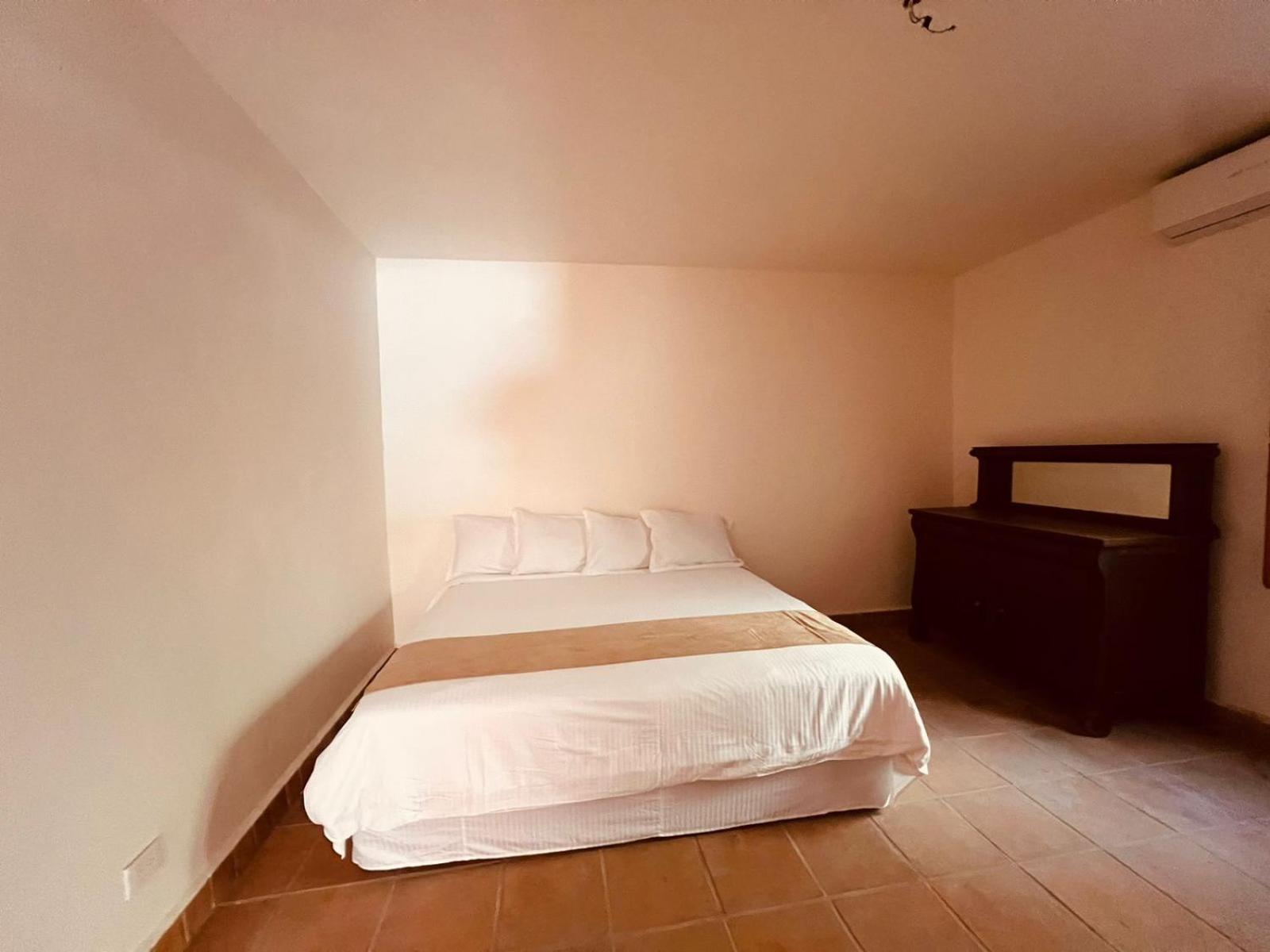 מלון סאן מיגל דה אלנדה Casalinda San Miguel מראה חיצוני תמונה